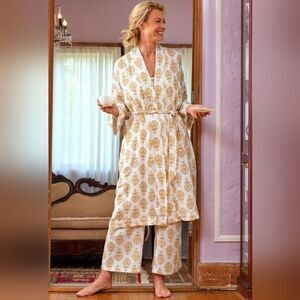 Soft Surroundibgs Amaria Nights Robe